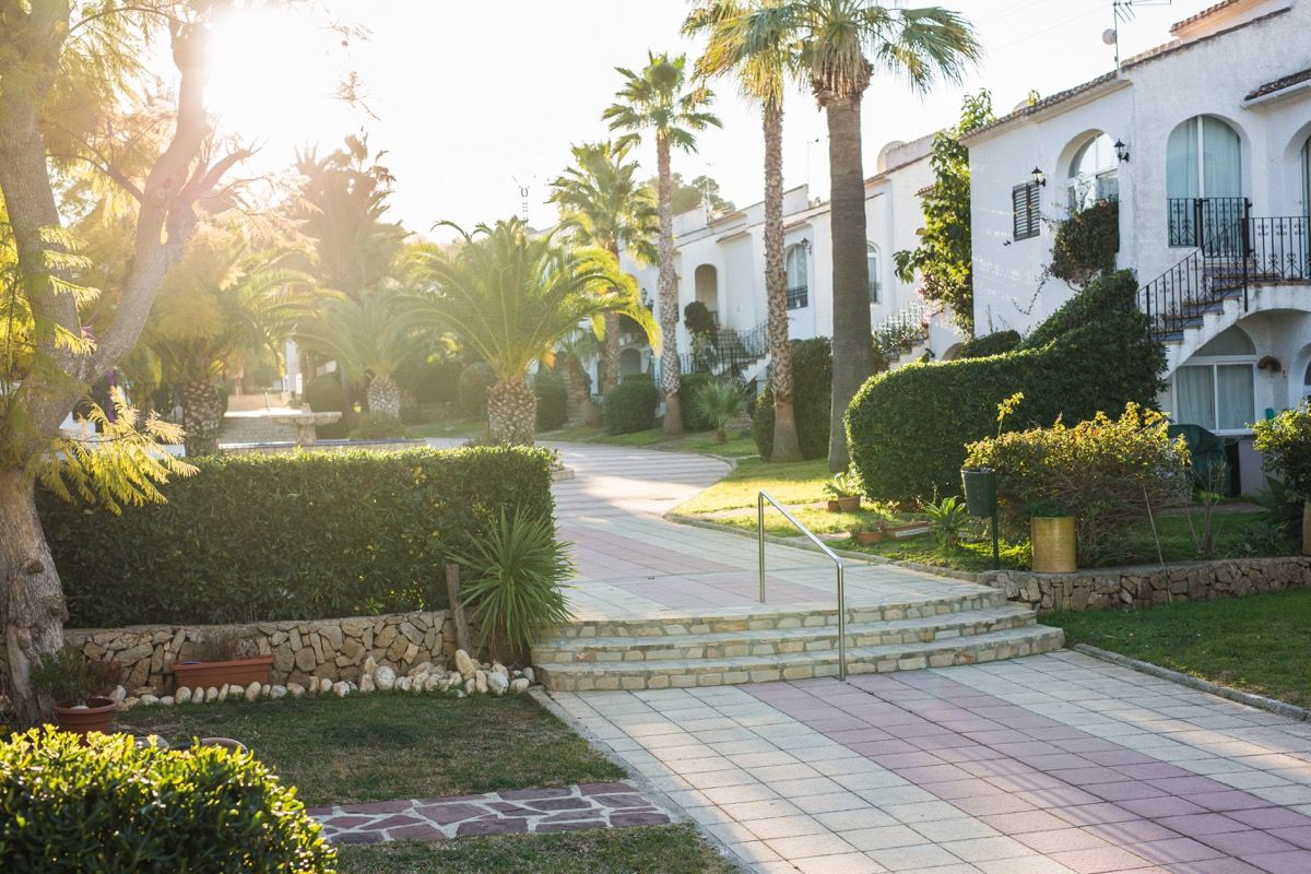 فريق هاي بيت وإدارة المجمعات السكنية